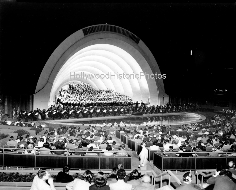 Hollywood Bowl 1956 Concert under the stars.jpg